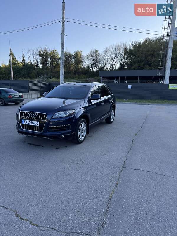 Audi Q7 2012