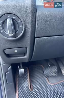 Внедорожник / Кроссовер Audi Q7 2012 в 