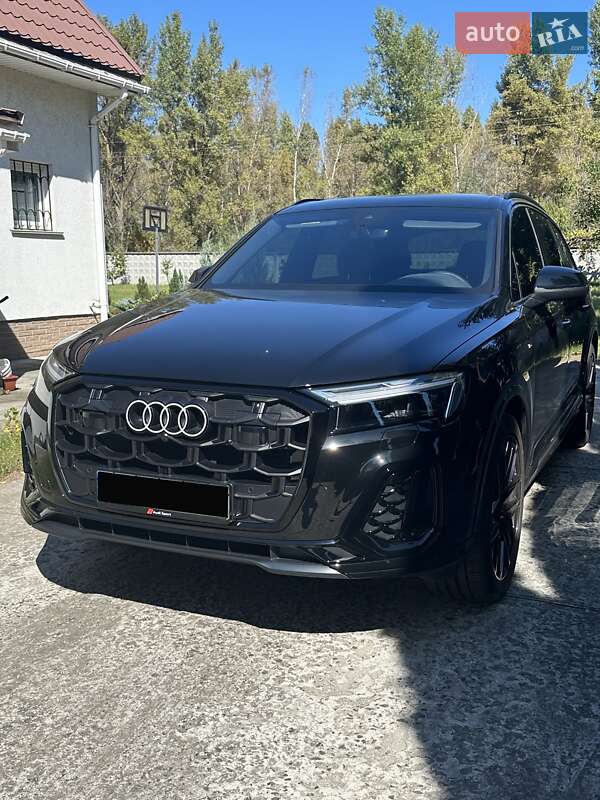 Позашляховик / Кросовер Audi Q7 2025 в Києві фото 3 Позашляховик / Кросовер Audi Q7 2025 в Києві
