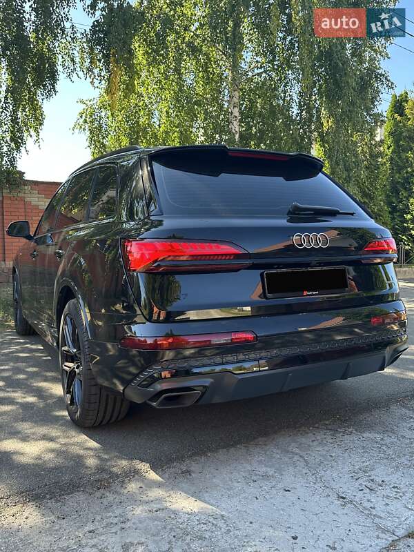 Позашляховик / Кросовер Audi Q7 2025 в Києві фото 8 Позашляховик / Кросовер Audi Q7 2025 в Києві