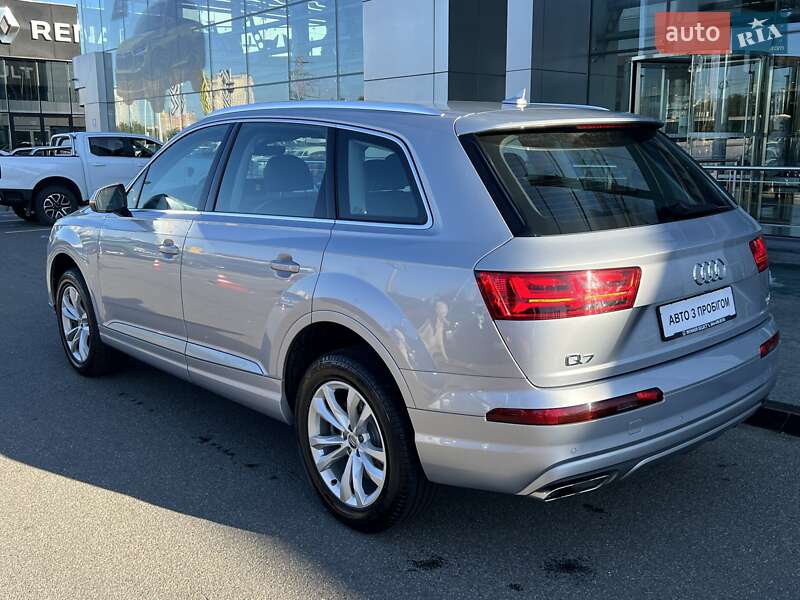 Позашляховик / Кросовер Audi Q7 2018 в Києві фото 4 Позашляховик / Кросовер Audi Q7 2018 в Києві