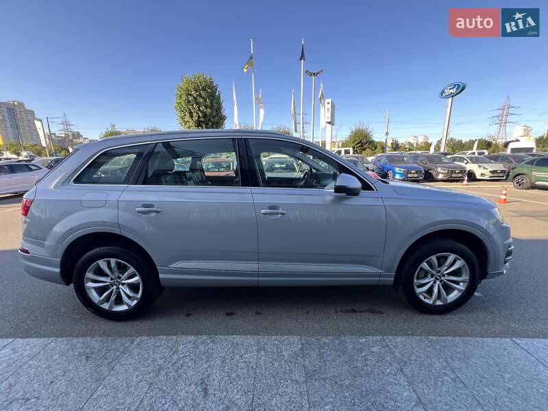 Позашляховик / Кросовер Audi Q7 2018 в Києві фото 7 Позашляховик / Кросовер Audi Q7 2018 в Києві