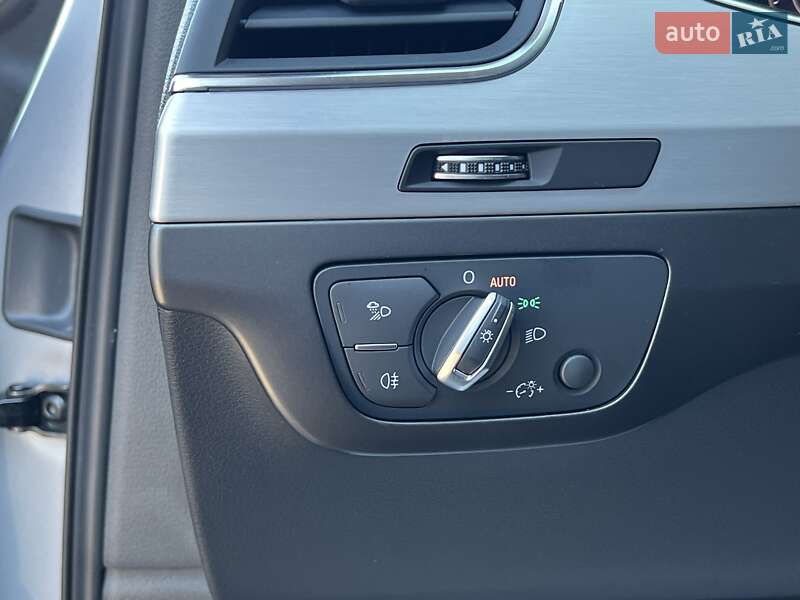 Позашляховик / Кросовер Audi Q7 2018 в Києві фото 14 Позашляховик / Кросовер Audi Q7 2018 в Києві