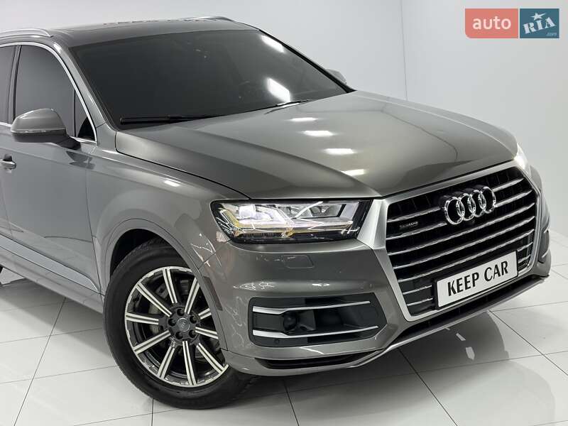 Позашляховик / Кросовер Audi Q7 2017 в Одесі