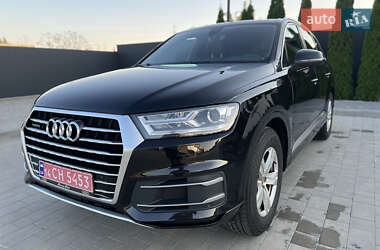 Позашляховик / Кросовер Audi Q7 2017 в 