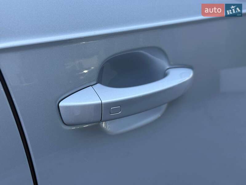 Позашляховик / Кросовер Audi Q7 2017 в Рівному