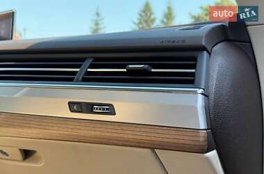 Внедорожник / Кроссовер Audi Q7 2017 в 