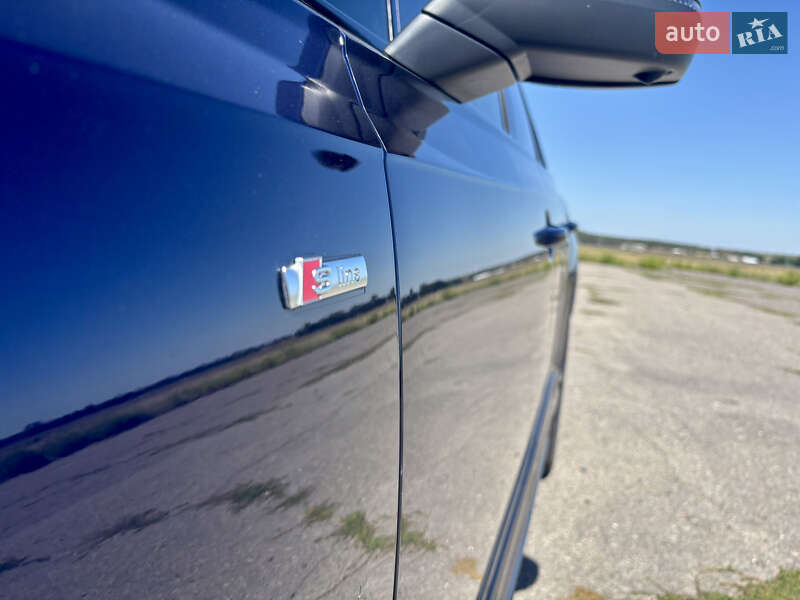 Позашляховик / Кросовер Audi Q7 2021 в Полтаві