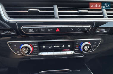 Внедорожник / Кроссовер Audi Q7 2016 в Луцке