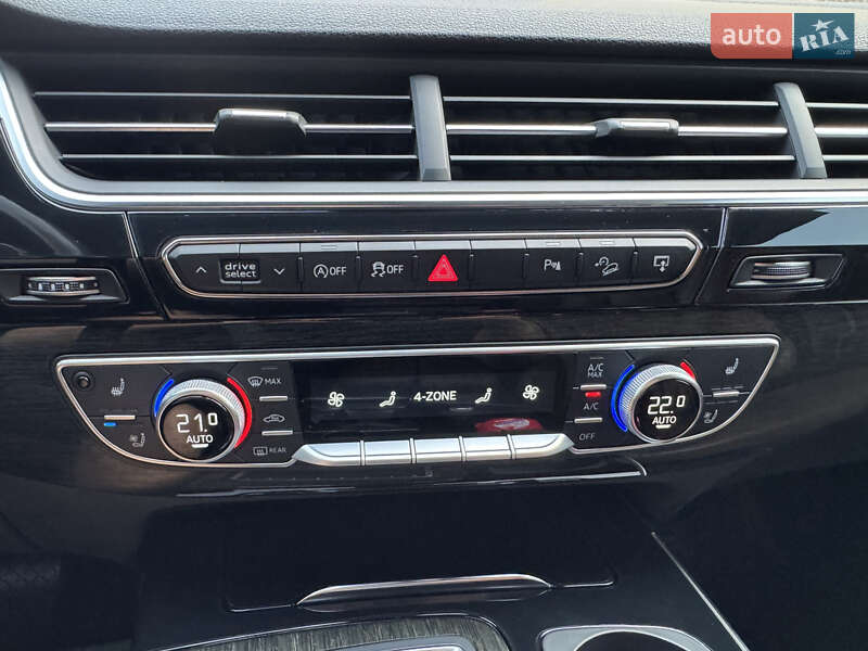 Позашляховик / Кросовер Audi Q7 2016 в Луцьку фото 53 Позашляховик / Кросовер Audi Q7 2016 в Луцьку