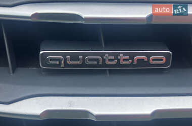 Внедорожник / Кроссовер Audi Q7 2016 в 