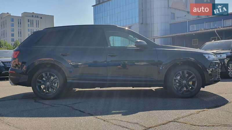Позашляховик / Кросовер Audi Q7 2016 в Києві
