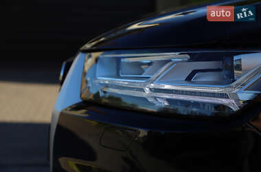Внедорожник / Кроссовер Audi Q7 2018 в 