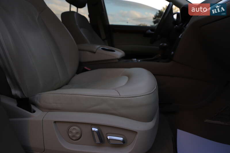 Внедорожник / Кроссовер Audi Q7 2015 в Дрогобыче фото 57 Внедорожник / Кроссовер Audi Q7 2015 в Дрогобыче