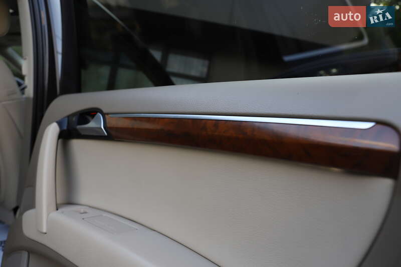 Внедорожник / Кроссовер Audi Q7 2015 в Дрогобыче фото 63 Внедорожник / Кроссовер Audi Q7 2015 в Дрогобыче