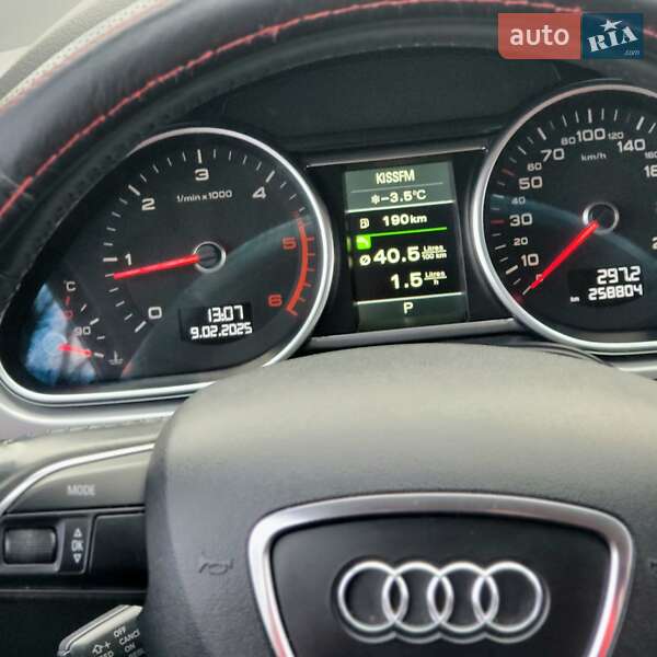 Позашляховик / Кросовер Audi Q7 2013 в Києві
