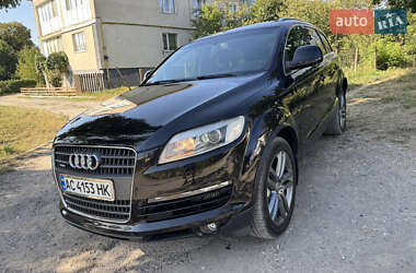 Позашляховик / Кросовер Audi Q7 2007 в 
