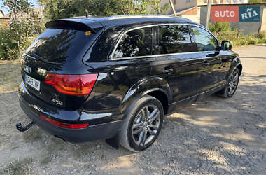 Позашляховик / Кросовер Audi Q7 2007 в 