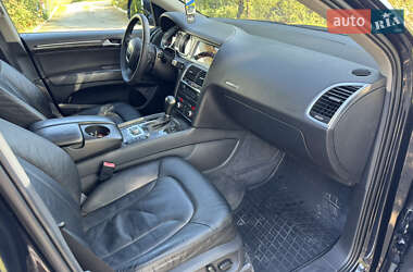 Позашляховик / Кросовер Audi Q7 2007 в 
