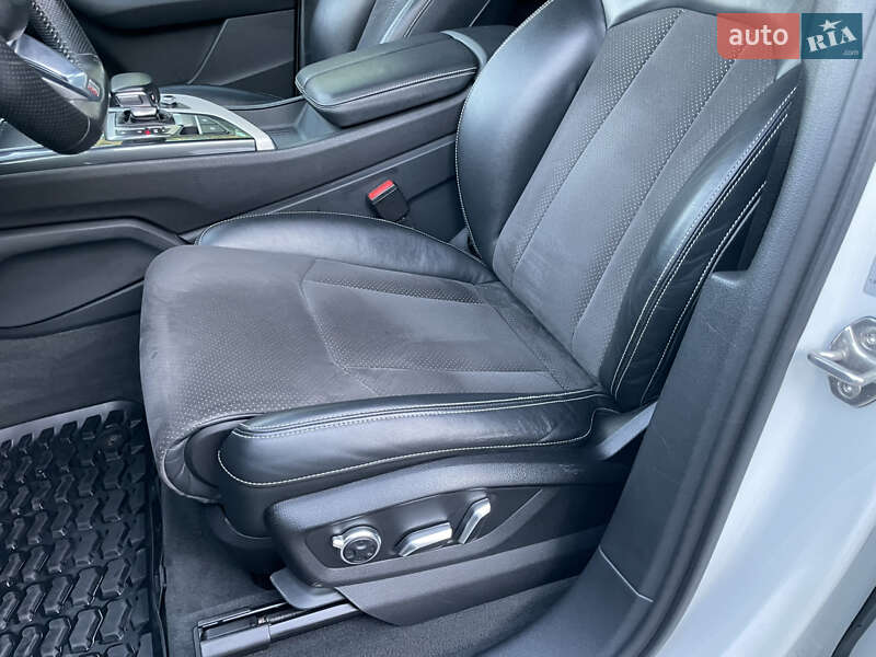 Внедорожник / Кроссовер Audi Q7 2017 в Киеве