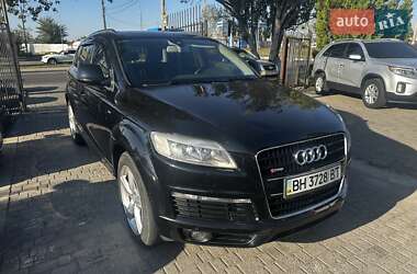 Позашляховик / Кросовер Audi Q7 2007 в Миколаєві