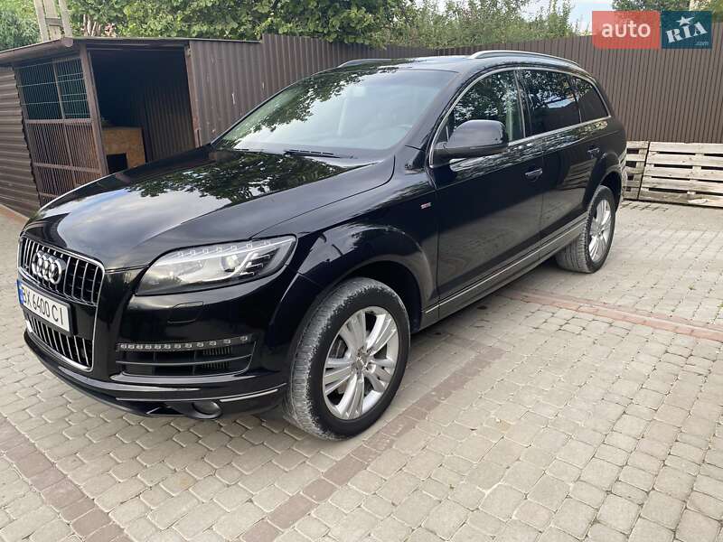 Позашляховик / Кросовер Audi Q7 2013 в Кам'янець-Подільському