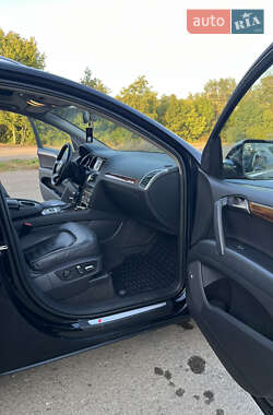 Внедорожник / Кроссовер Audi Q7 2013 в 