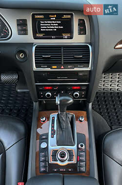 Внедорожник / Кроссовер Audi Q7 2013 в 