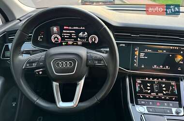 Внедорожник / Кроссовер Audi Q7 2020 в 