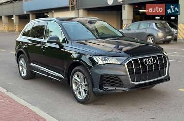 Внедорожник / Кроссовер Audi Q7 2020 в 