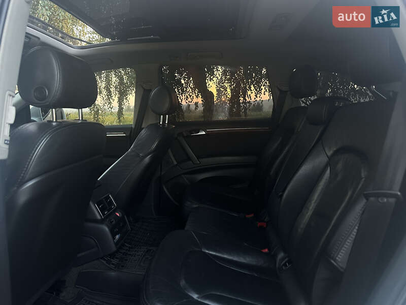 Позашляховик / Кросовер Audi Q7 2007 в Хусті