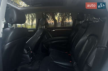 Позашляховик / Кросовер Audi Q7 2007 в 