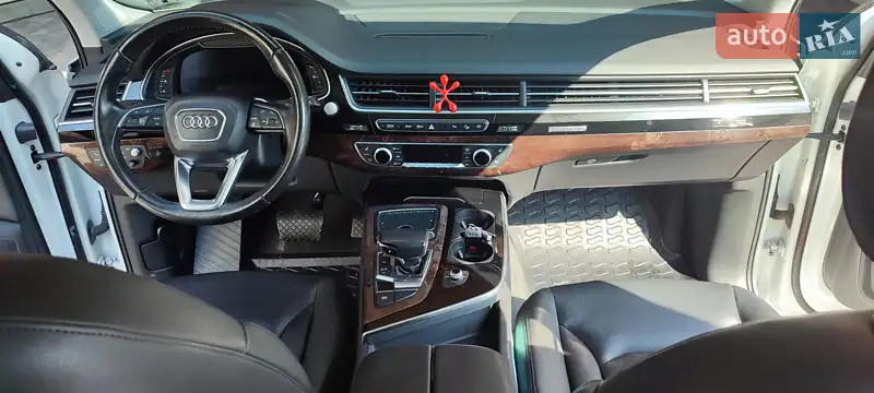 Audi Q7 2017 VIN WA1VAAF73JD017053 фото оголошення 5 з 54