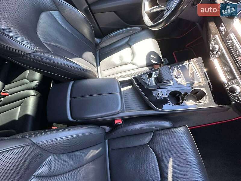 Внедорожник / Кроссовер Audi Q7 2016 в Измаиле