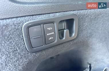 Позашляховик / Кросовер Audi Q7 2015 в 