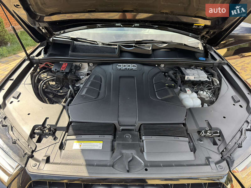 Внедорожник / Кроссовер Audi Q7 2018 в Харькове
