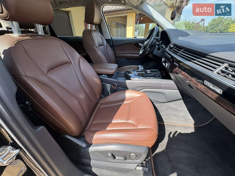 Внедорожник / Кроссовер Audi Q7 2018 в Харькове