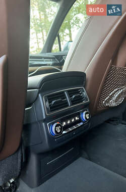 Внедорожник / Кроссовер Audi Q7 2017 в 