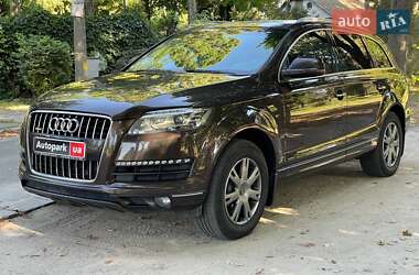 Позашляховик / Кросовер Audi Q7 2010 в Києві