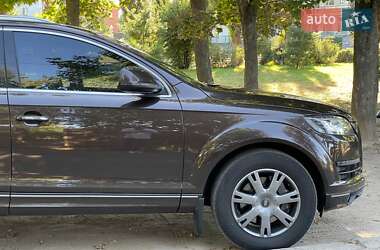 Внедорожник / Кроссовер Audi Q7 2010 в 