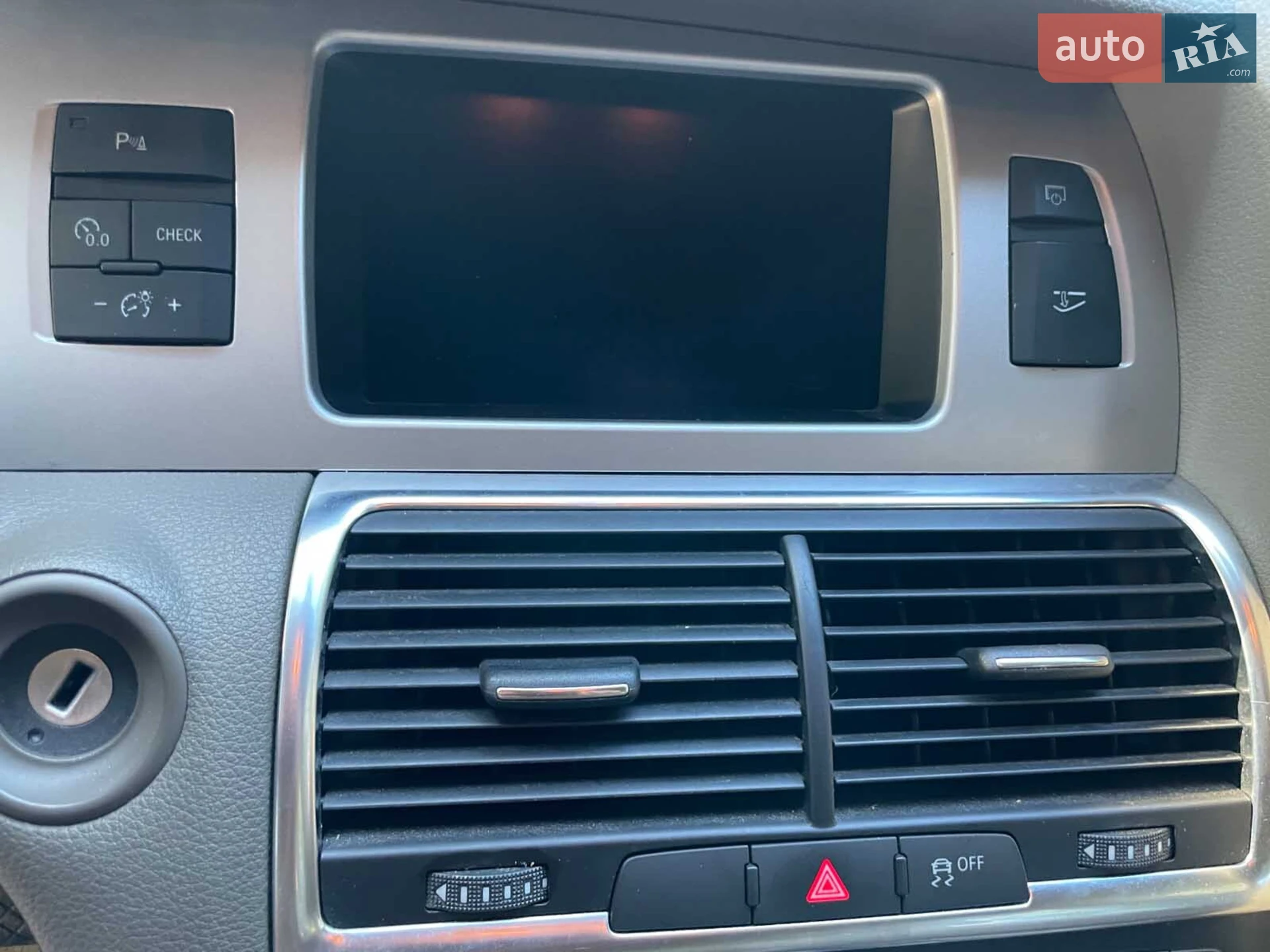 2010 Audi Q7 - мініатюра 33