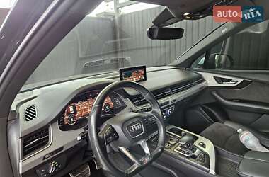 Внедорожник / Кроссовер Audi Q7 2018 в 
