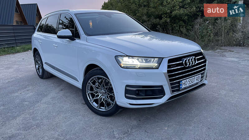 Позашляховик / Кросовер Audi Q7 2019 в Тернополі