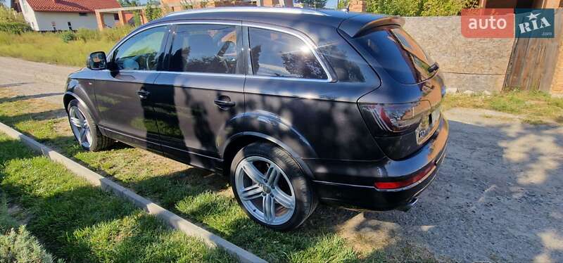 Позашляховик / Кросовер Audi Q7 2009 в Києві