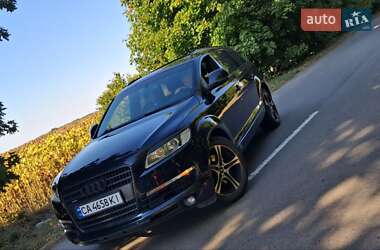 Внедорожник / Кроссовер Audi Q7 2007 в 