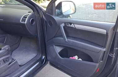 Внедорожник / Кроссовер Audi Q7 2007 в 