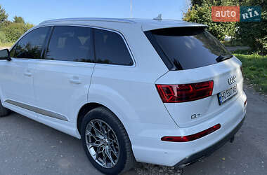 Позашляховик / Кросовер Audi Q7 2019 в 