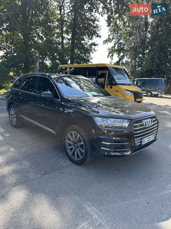 Внедорожник / Кроссовер Audi Q7 2016 в Полтаве фото 8 Внедорожник / Кроссовер Audi Q7 2016 в Полтаве