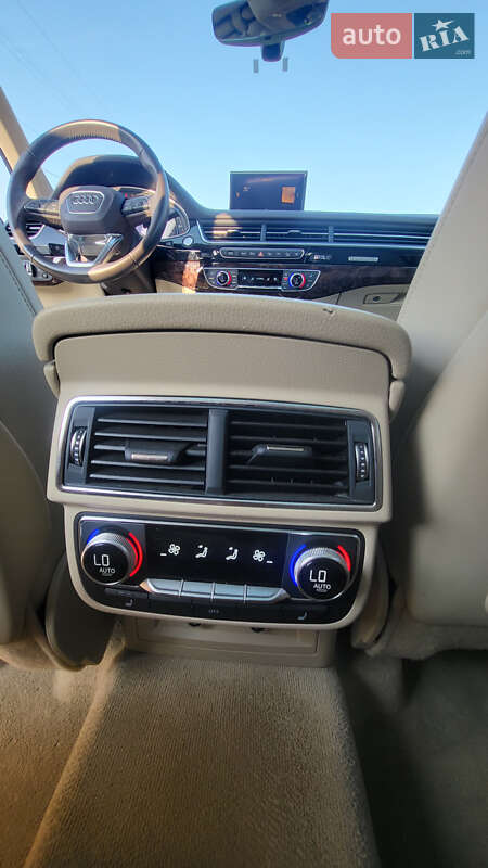 Внедорожник / Кроссовер Audi Q7 2019 в Львове фото 10 Внедорожник / Кроссовер Audi Q7 2019 в Львове