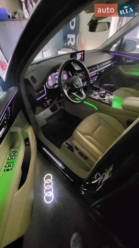 Внедорожник / Кроссовер Audi Q7 2019 в Львове фото 28 Внедорожник / Кроссовер Audi Q7 2019 в Львове